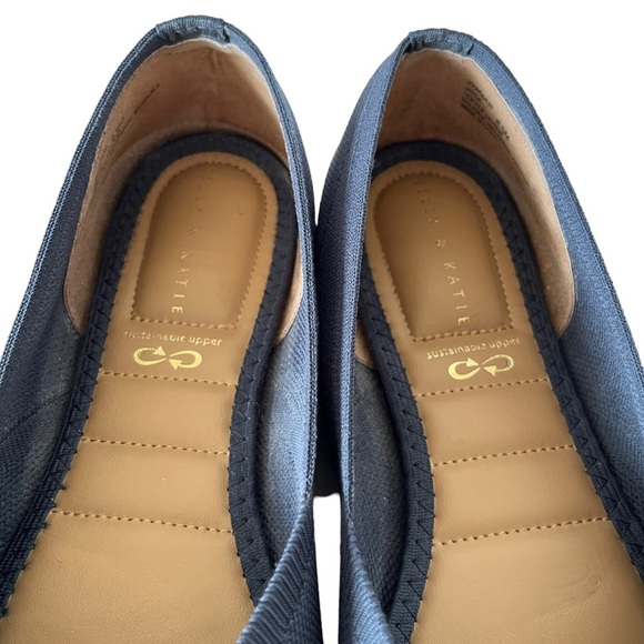 Kelly & Katie Jayde Navy Blue Pointed Toe Flats – Size 8.5M - Picture 12 of 16